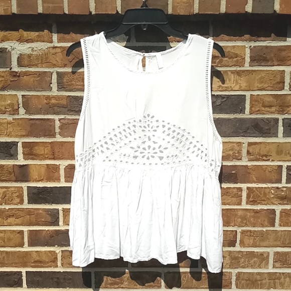 Xhilaration Tops - XXL Xhilaration White Sleeveless Top